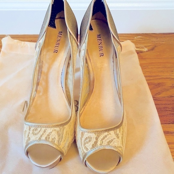 Menbur platform lace peep toe heels. Size 38=8 US. 4 inch heels. Worn once. - Picture 3 of 15